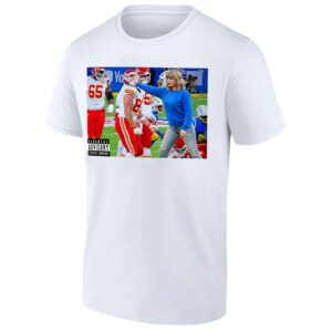 TAYLOR SWIFT SMACKS TRAVIS KELCE SHIRT